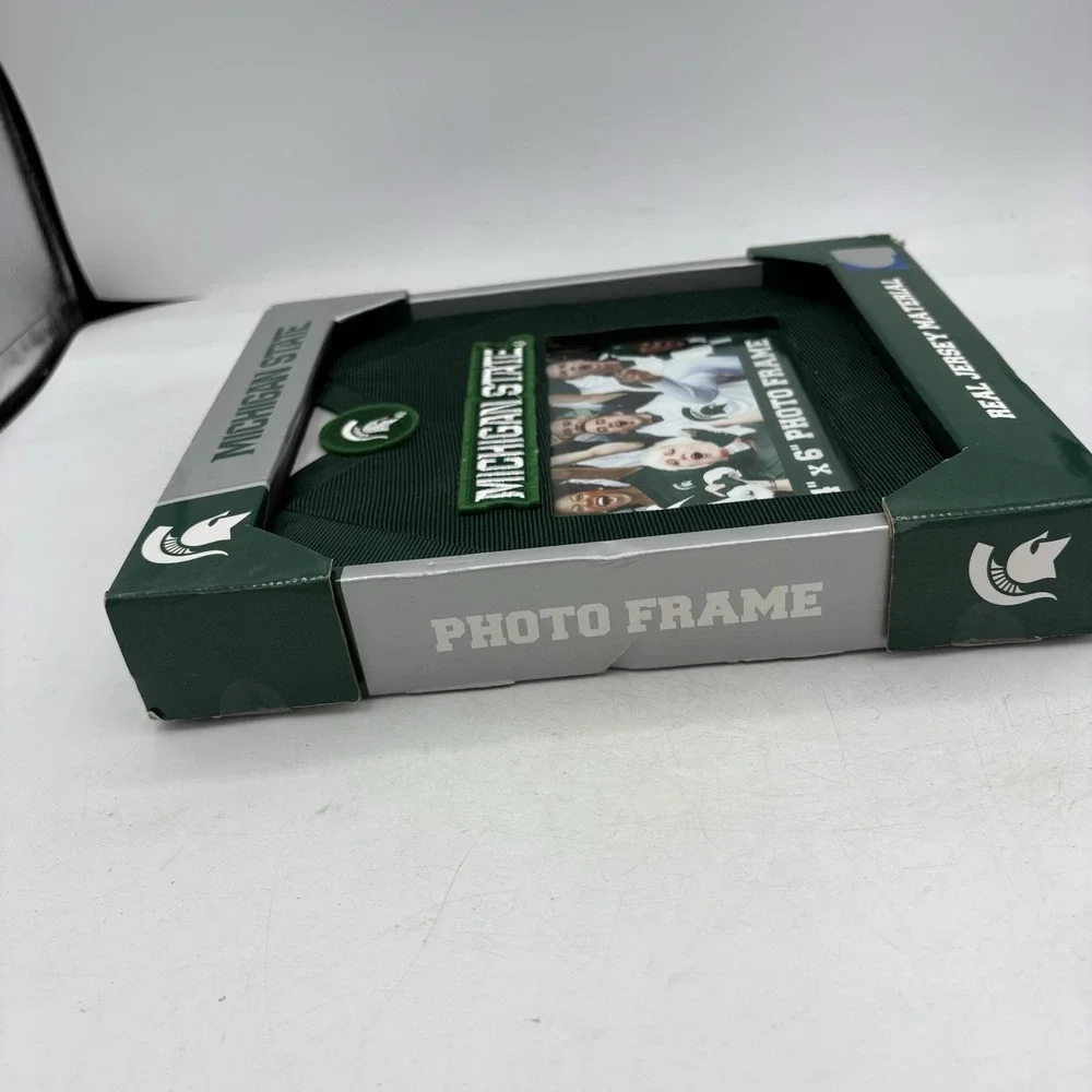 MasterPieces Photo Frame Michigan State Spartans NCAA Uniformed Jersey Grad Gift